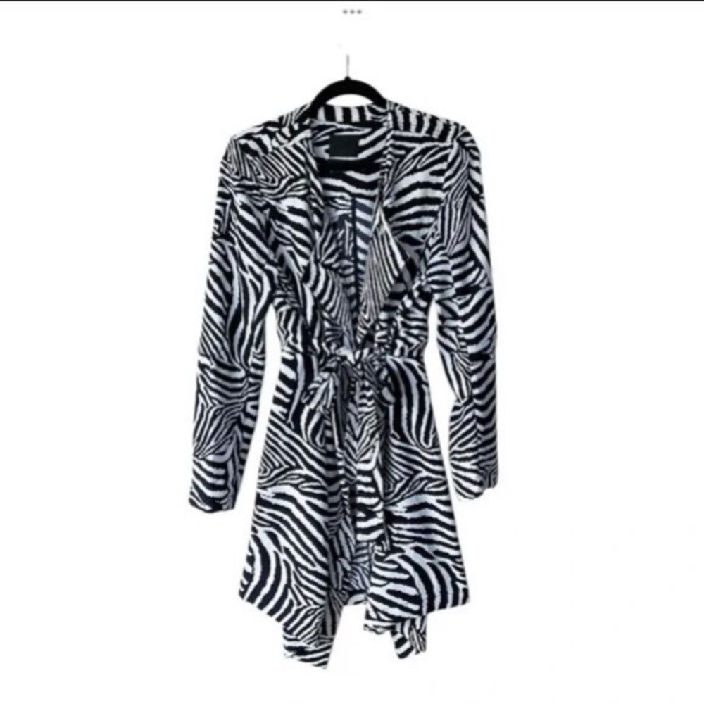 NWOT 500 Maison Cinqcent open front tie/ belted zebra trench coat